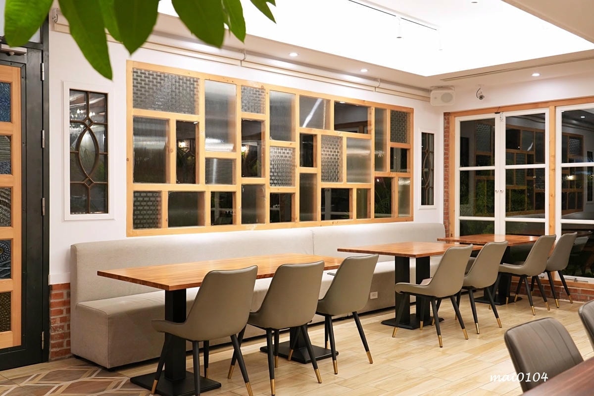 桃園龍潭景觀餐廳|野薑花與貓~野薑花入菜還可以與貓咪近距離接 桃園龍潭景觀餐廳|野薑花與貓~野薑花入菜還可以與貓咪近距離接