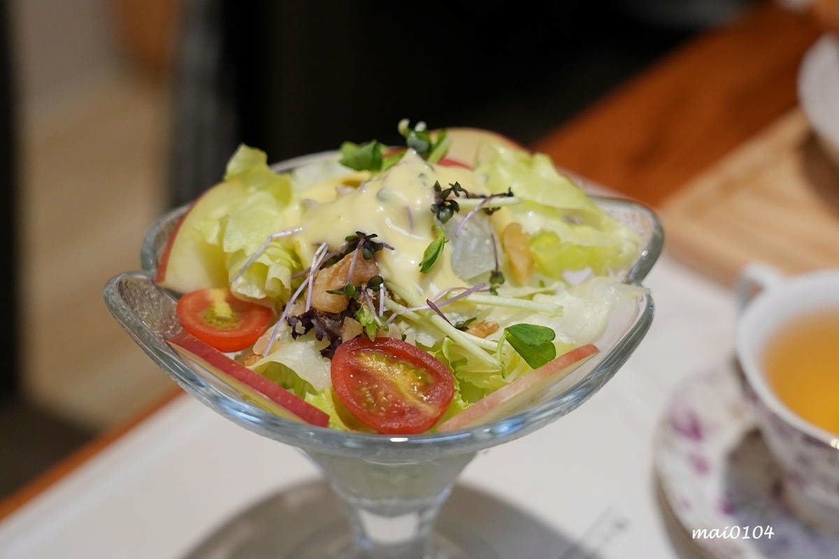 桃園龍潭景觀餐廳|野薑花與貓~野薑花入菜還可以與貓咪近距離接 桃園龍潭景觀餐廳|野薑花與貓~野薑花入菜還可以與貓咪近距離接