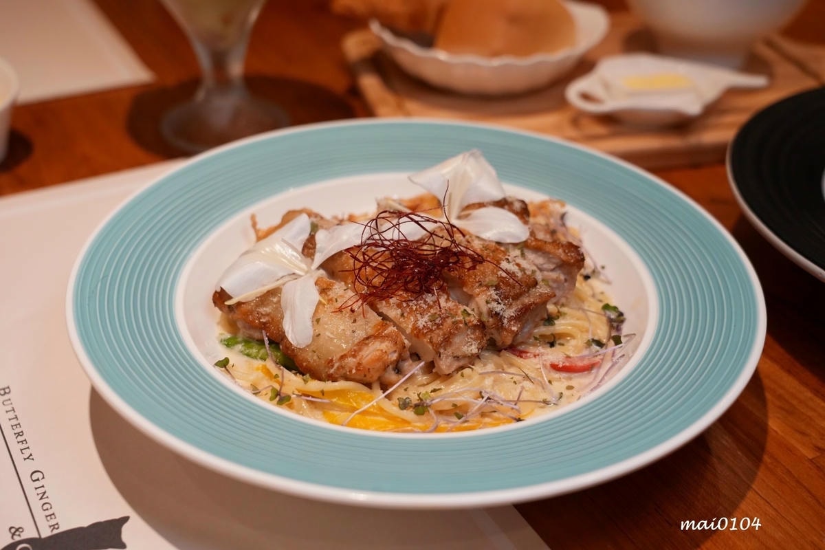 桃園龍潭景觀餐廳|野薑花與貓~野薑花入菜還可以與貓咪近距離接 桃園龍潭景觀餐廳|野薑花與貓~野薑花入菜還可以與貓咪近距離接