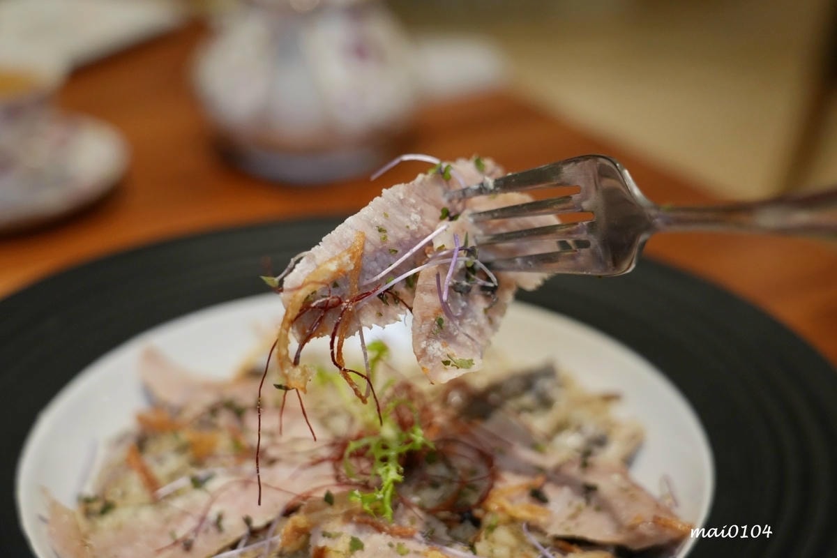 桃園龍潭景觀餐廳|野薑花與貓~野薑花入菜還可以與貓咪近距離接 桃園龍潭景觀餐廳|野薑花與貓~野薑花入菜還可以與貓咪近距離接