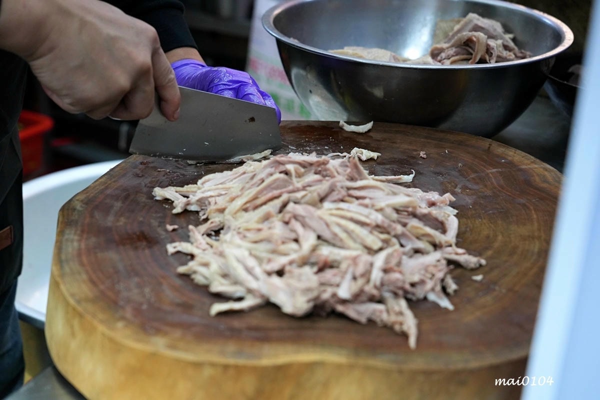 中壢鵝肉推薦|鼎新鵝肉飯.玉里麵中原店~新開幕!內用、外帶、 中壢鵝肉推薦|鼎新鵝肉飯.玉里麵中原店~新開幕!內用、外帶、