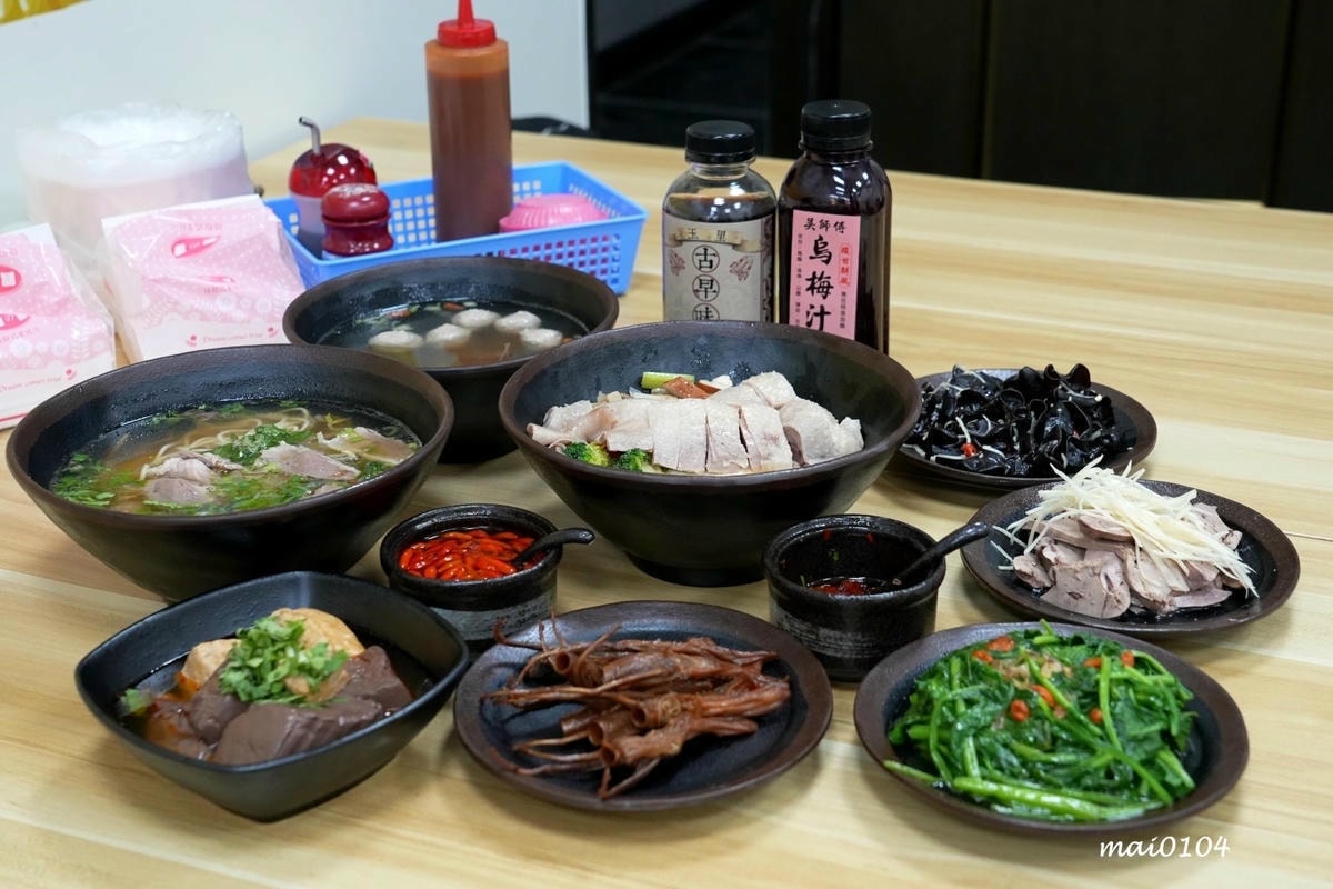 中壢鵝肉推薦|鼎新鵝肉飯.玉里麵中原店~新開幕!內用、外帶、 中壢鵝肉推薦|鼎新鵝肉飯.玉里麵中原店~新開幕!內用、外帶、