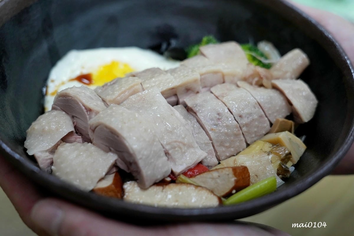 中壢鵝肉推薦|鼎新鵝肉飯.玉里麵中原店~新開幕!內用、外帶、 中壢鵝肉推薦|鼎新鵝肉飯.玉里麵中原店~新開幕!內用、外帶、