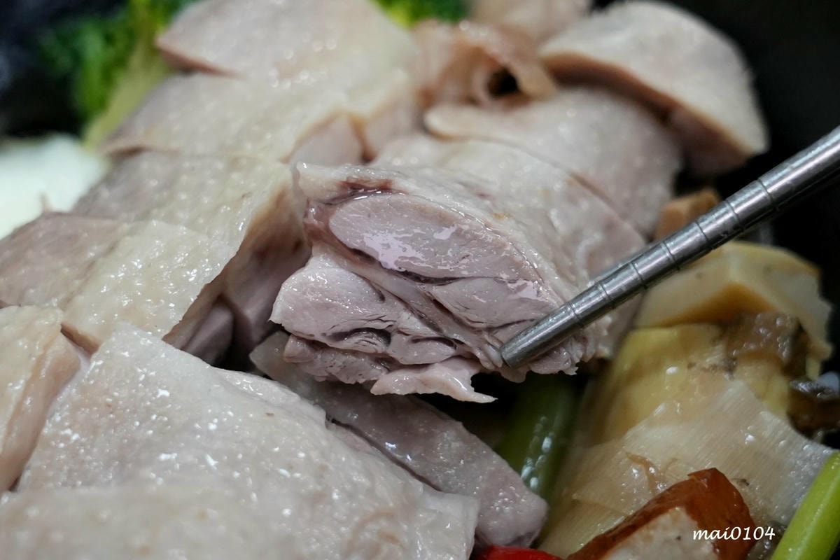 中壢鵝肉推薦|鼎新鵝肉飯.玉里麵中原店~新開幕!內用、外帶、 中壢鵝肉推薦|鼎新鵝肉飯.玉里麵中原店~新開幕!內用、外帶、