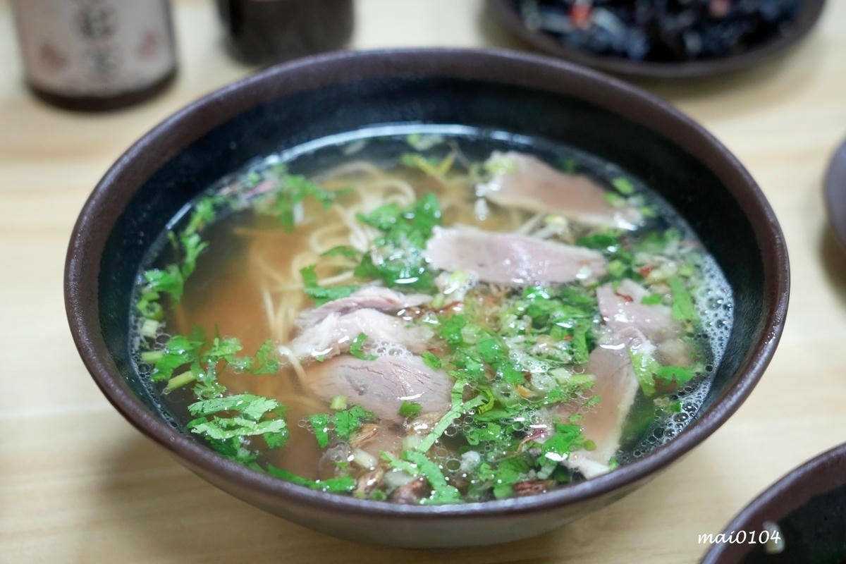 中壢鵝肉推薦|鼎新鵝肉飯.玉里麵中原店~新開幕!內用、外帶、 中壢鵝肉推薦|鼎新鵝肉飯.玉里麵中原店~新開幕!內用、外帶、