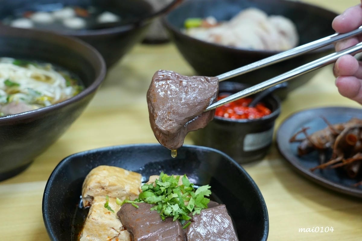 中壢鵝肉推薦|鼎新鵝肉飯.玉里麵中原店~新開幕!內用、外帶、 中壢鵝肉推薦|鼎新鵝肉飯.玉里麵中原店~新開幕!內用、外帶、