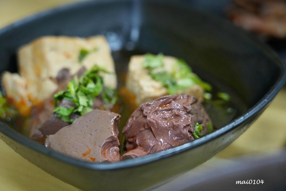 中壢鵝肉推薦|鼎新鵝肉飯.玉里麵中原店~新開幕!內用、外帶、 中壢鵝肉推薦|鼎新鵝肉飯.玉里麵中原店~新開幕!內用、外帶、