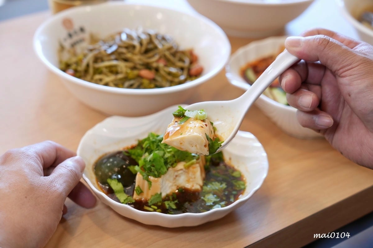 新北五股|一面之緣楚襄麵食館~新開幕!湖北道地美食,酸辣粉、 新北五股|一面之緣楚襄麵食館~新開幕!湖北道地美食,酸辣粉、