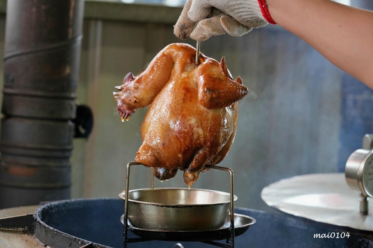 宜蘭美食推薦|百匯窯烤雞餐廳~二連霸榮獲十大好食餐廳,窯烤雞 宜蘭美食推薦|百匯窯烤雞餐廳~二連霸榮獲十大好食餐廳,窯烤雞
