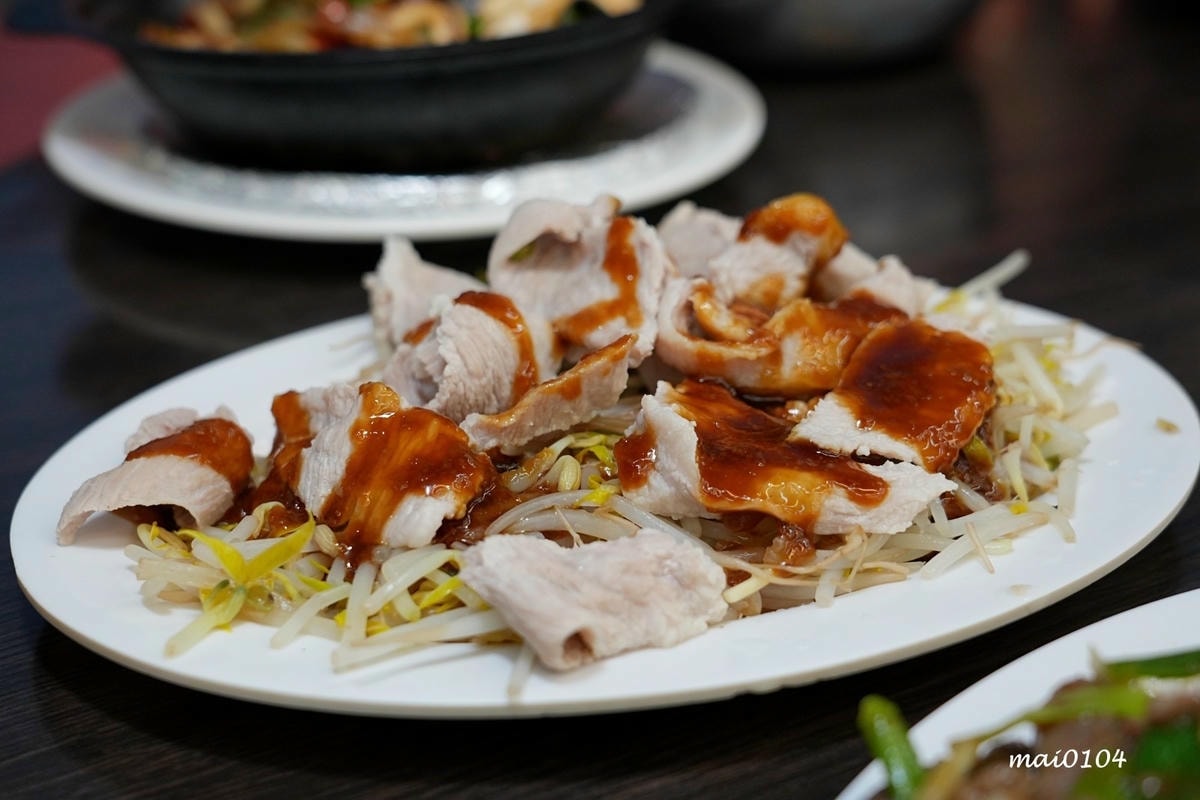 宜蘭美食推薦|百匯窯烤雞餐廳~二連霸榮獲十大好食餐廳,窯烤雞 宜蘭美食推薦|百匯窯烤雞餐廳~二連霸榮獲十大好食餐廳,窯烤雞