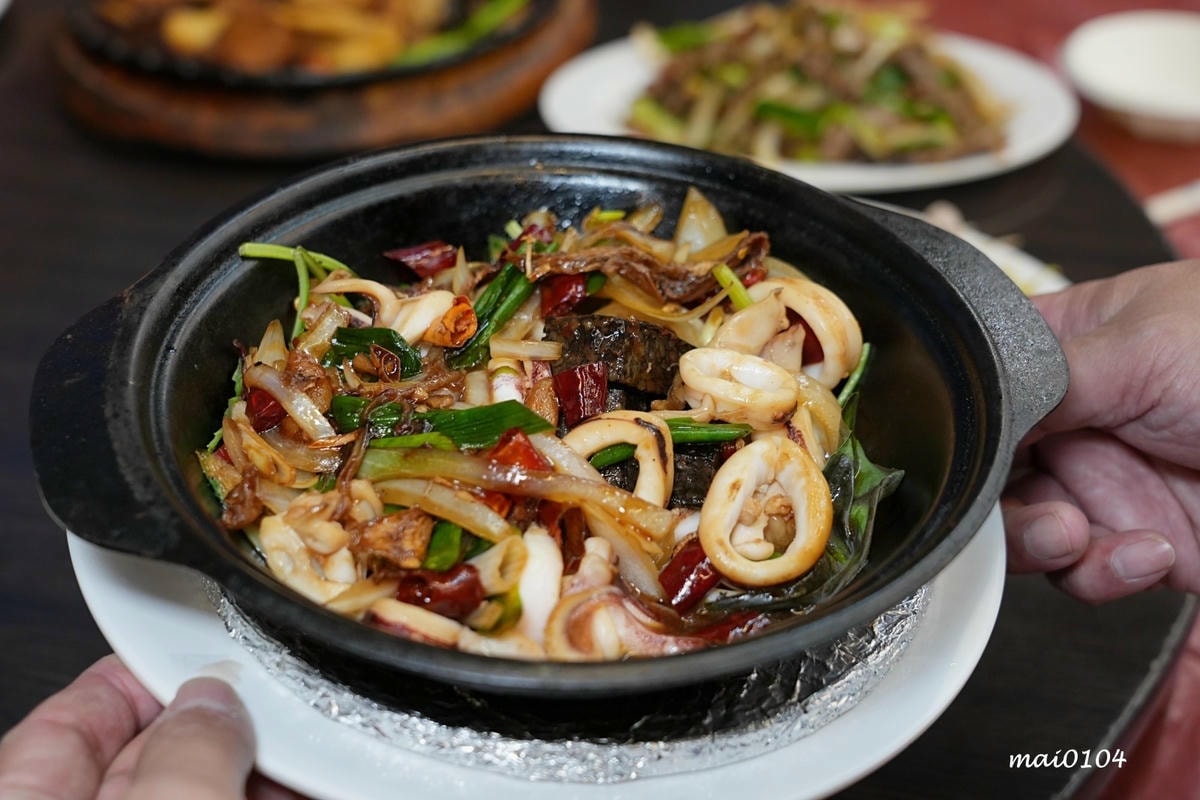 宜蘭美食推薦|百匯窯烤雞餐廳~二連霸榮獲十大好食餐廳,窯烤雞 宜蘭美食推薦|百匯窯烤雞餐廳~二連霸榮獲十大好食餐廳,窯烤雞