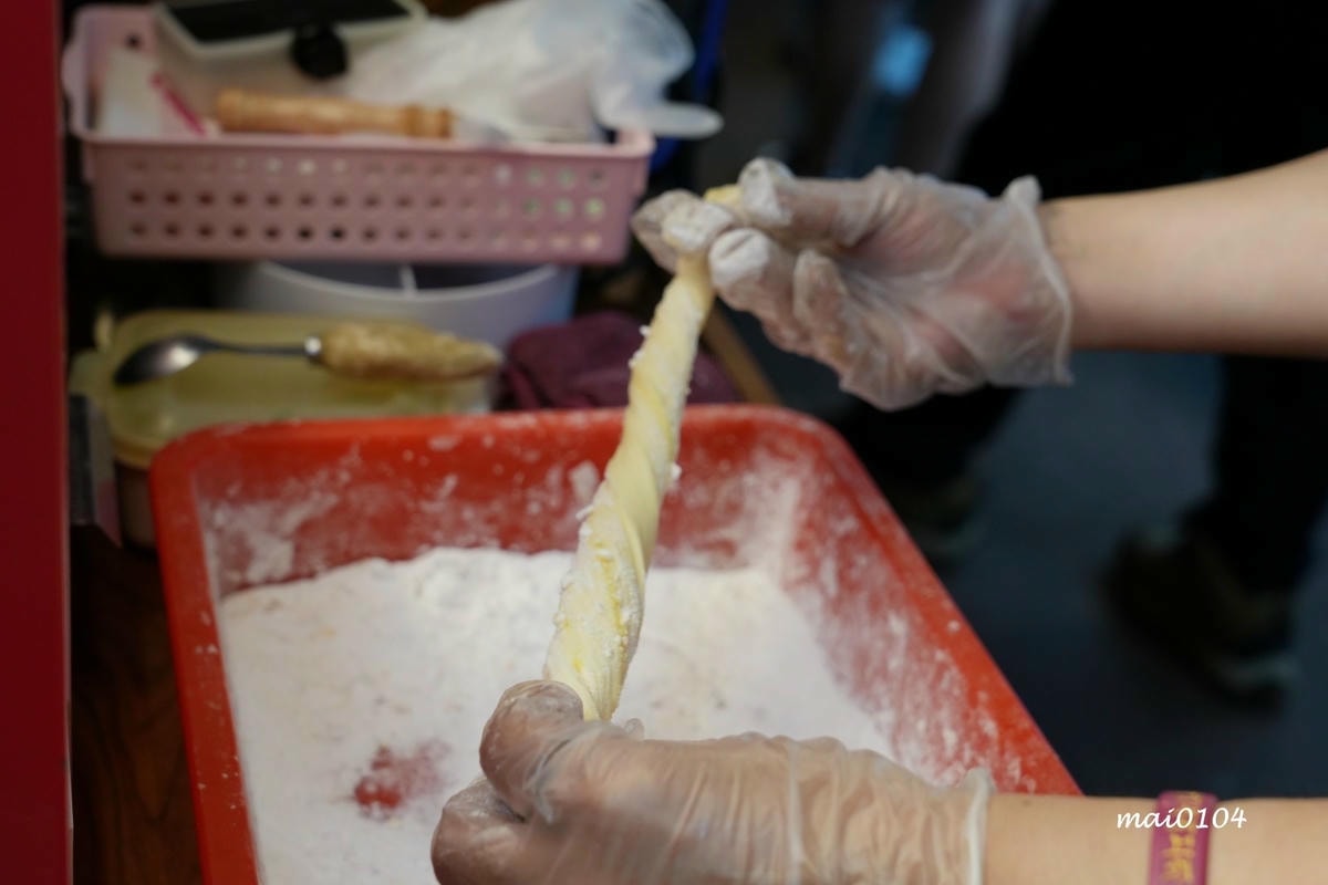 臨江夜市(原通化夜市)美食推薦|雅米現烤甜甜圈&雞蛋糕~在台 臨江夜市(原通化夜市)美食推薦|雅米現烤甜甜圈&雞蛋糕~在台