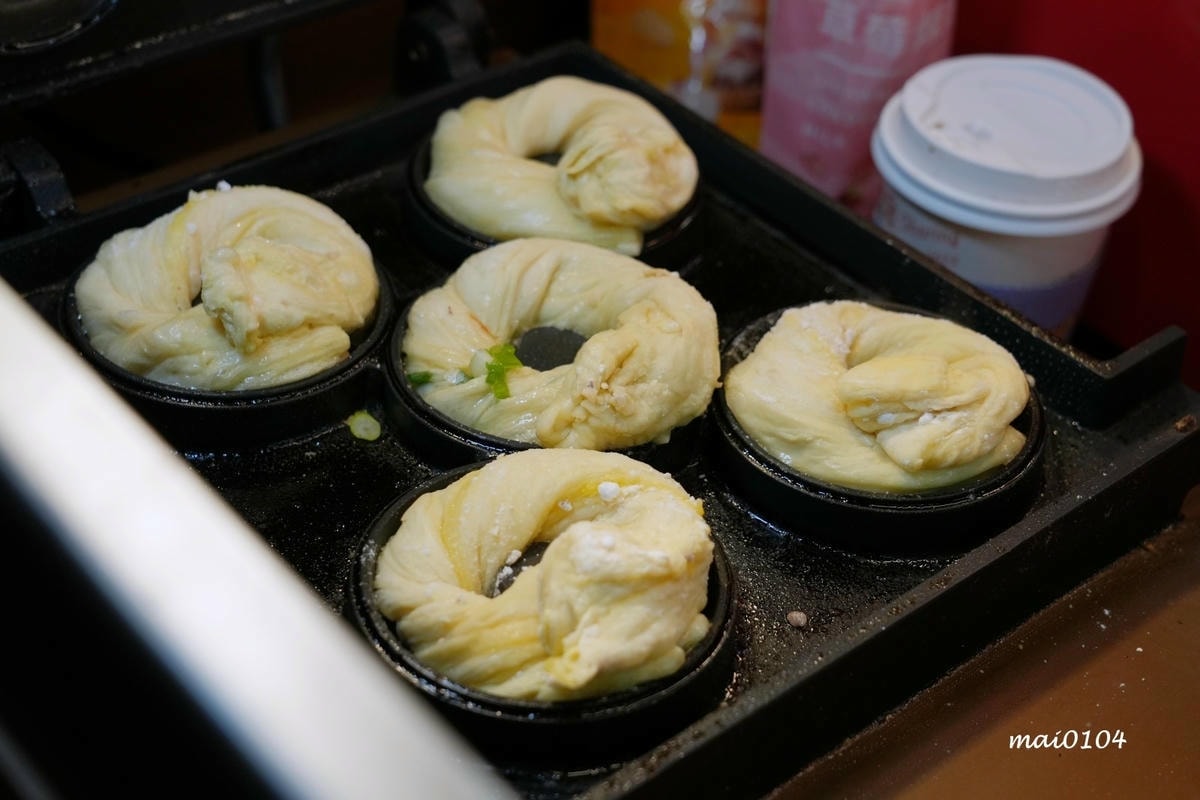 臨江夜市(原通化夜市)美食推薦|雅米現烤甜甜圈&雞蛋糕~在台 臨江夜市(原通化夜市)美食推薦|雅米現烤甜甜圈&雞蛋糕~在台