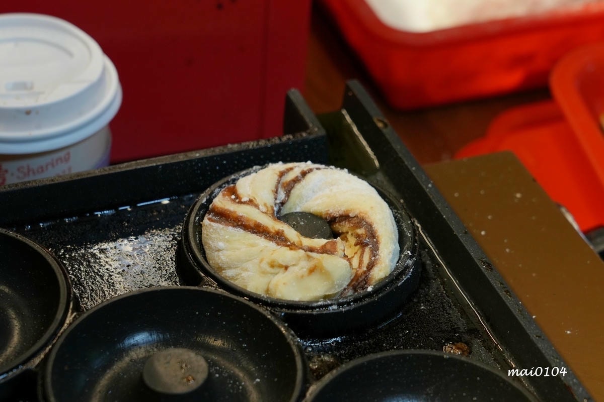 臨江夜市(原通化夜市)美食推薦|雅米現烤甜甜圈&雞蛋糕~在台 臨江夜市(原通化夜市)美食推薦|雅米現烤甜甜圈&雞蛋糕~在台