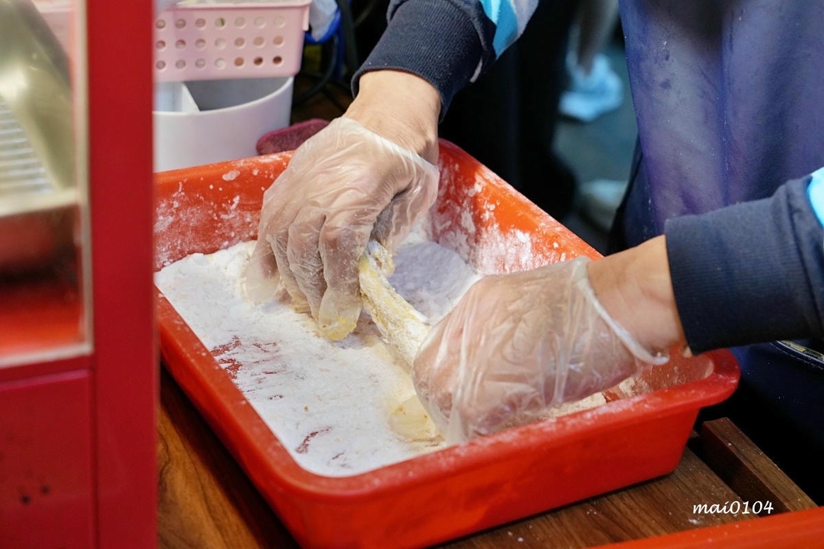 臨江夜市(原通化夜市)美食推薦|雅米現烤甜甜圈&雞蛋糕~在台 臨江夜市(原通化夜市)美食推薦|雅米現烤甜甜圈&雞蛋糕~在台