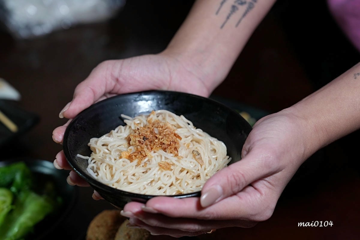 台北美食|雞老闆長春店~當月壽星用餐送桶仔雞,每人399元起 台北美食|雞老闆長春店~當月壽星用餐送桶仔雞,每人399元起