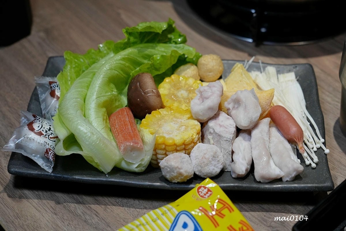 赤富士日式無煙燒肉鍋物中壢店～火鍋+燒烤吃到飽，啤酒無限暢飲