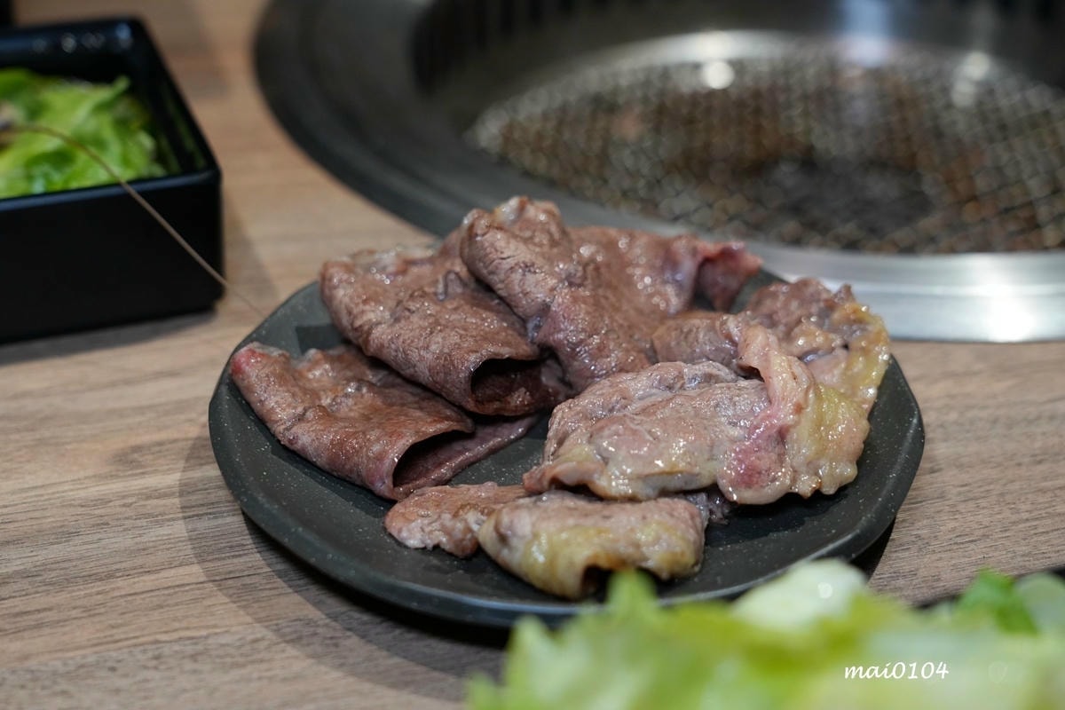 赤富士日式無煙燒肉鍋物中壢店～火鍋+燒烤吃到飽，啤酒無限暢飲