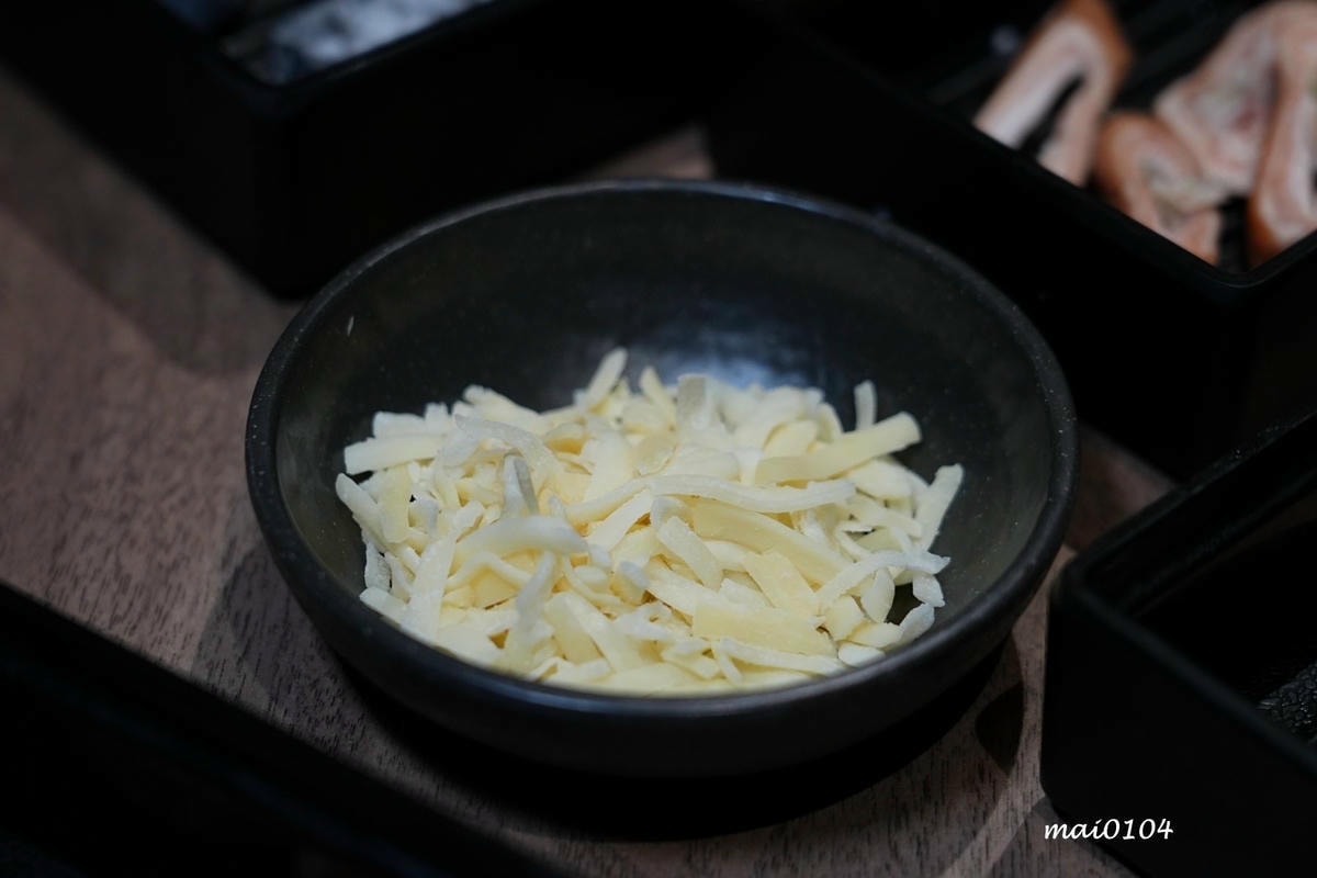 赤富士日式無煙燒肉鍋物中壢店～火鍋+燒烤吃到飽，啤酒無限暢飲