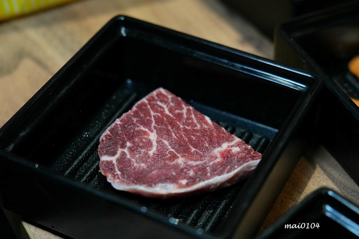 赤富士日式無煙燒肉鍋物中壢店～火鍋+燒烤吃到飽，啤酒無限暢飲