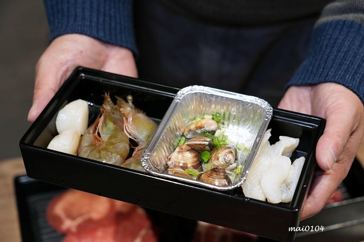 赤富士日式無煙燒肉鍋物中壢店～火鍋+燒烤吃到飽，啤酒無限暢飲