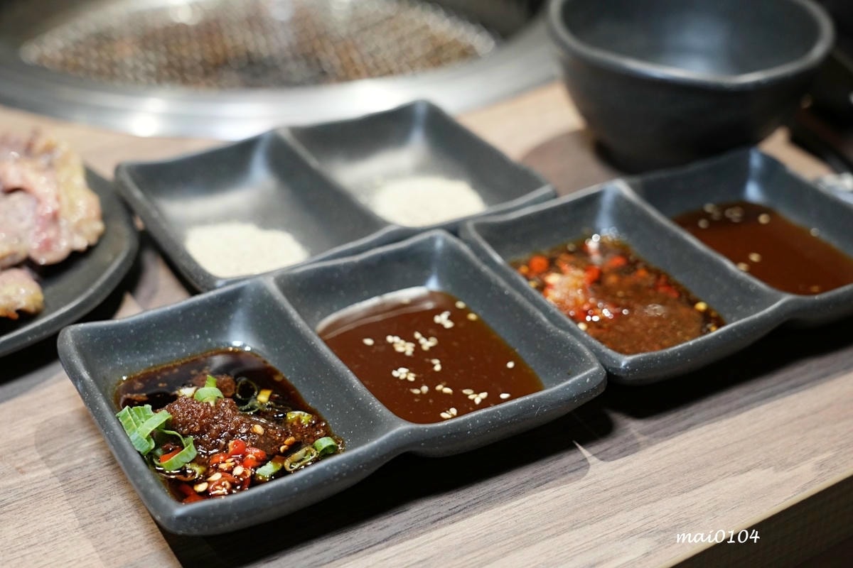 赤富士日式無煙燒肉鍋物中壢店～火鍋+燒烤吃到飽，啤酒無限暢飲