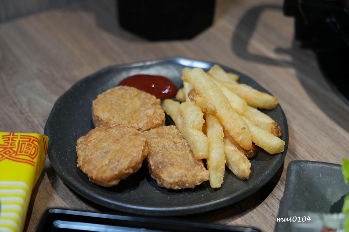 赤富士日式無煙燒肉鍋物中壢店～火鍋+燒烤吃到飽，啤酒無限暢飲