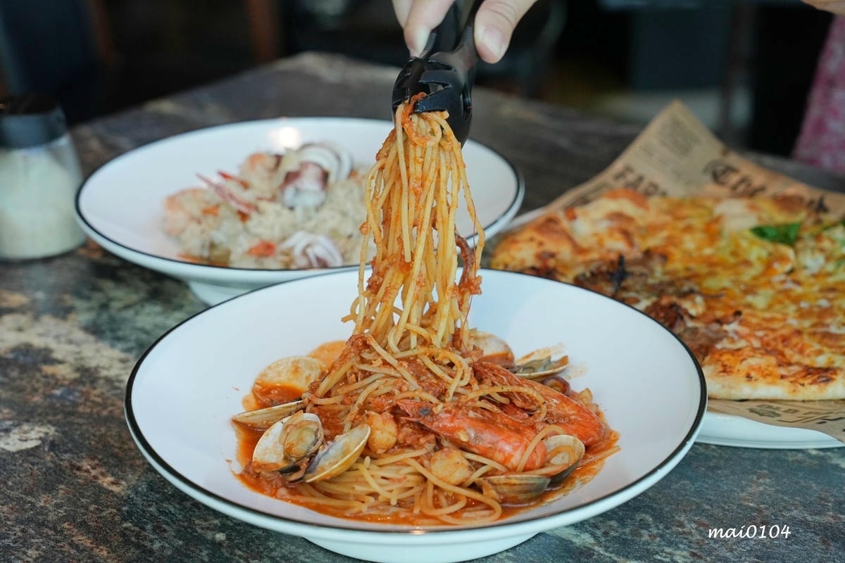 2024新春賀歲鈔好逛、全桃最濃新春氛圍裝置藝術、餐廳美食集