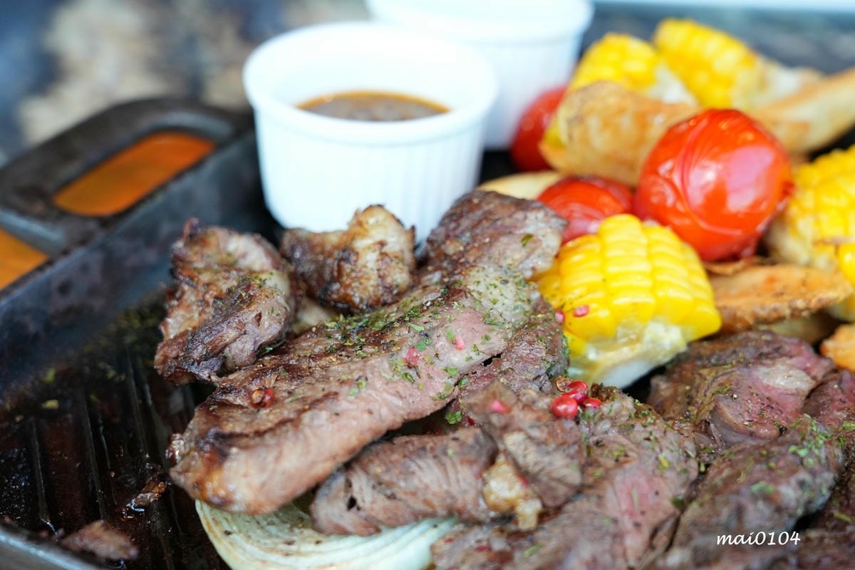 2024新春賀歲鈔好逛、全桃最濃新春氛圍裝置藝術、餐廳美食集