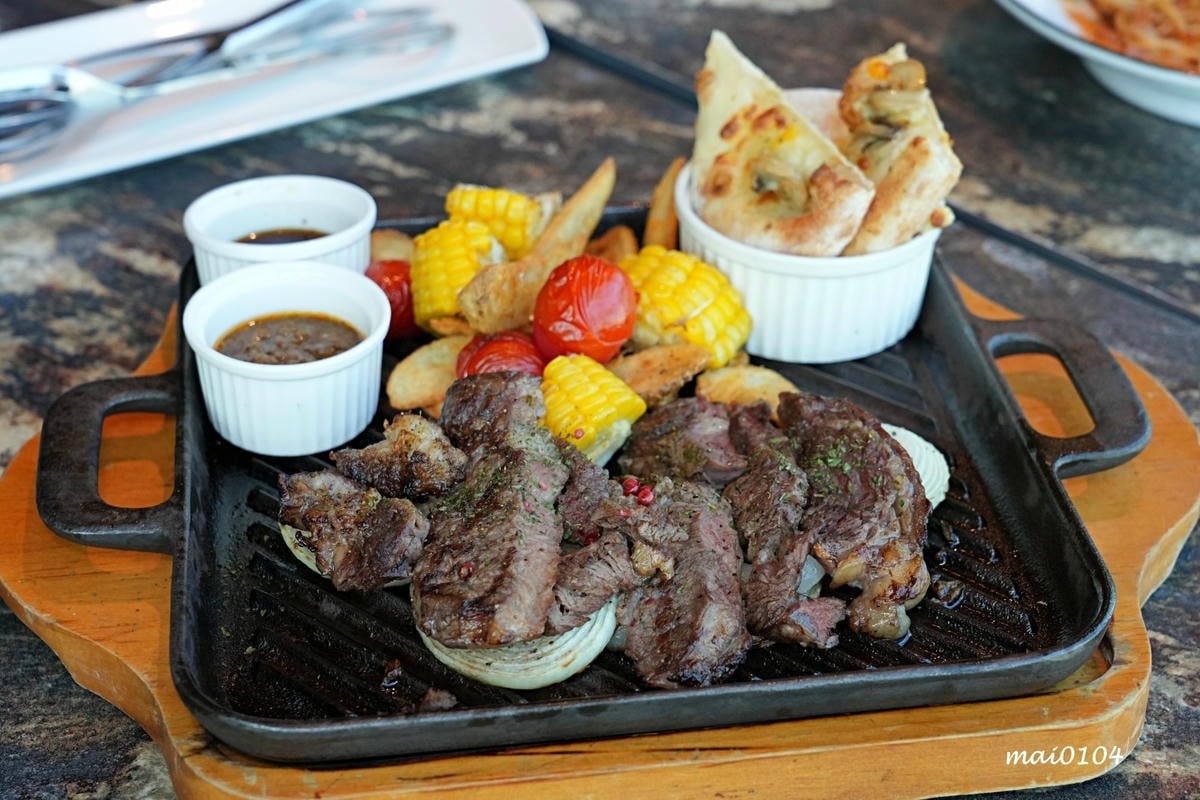 2024新春賀歲鈔好逛、全桃最濃新春氛圍裝置藝術、餐廳美食集