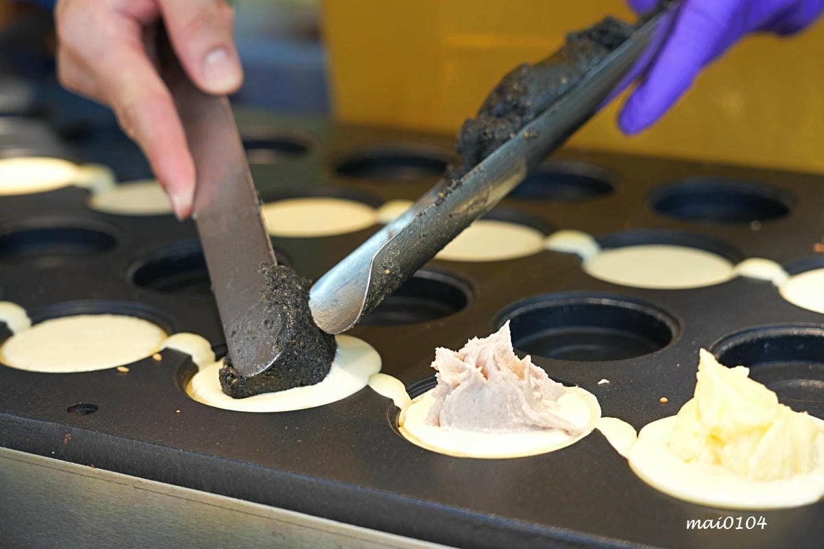 桃園美食|米斗多現做車輪餅~每週推出隱藏版口味,內餡飽滿、真 桃園美食|米斗多現做車輪餅~每週推出隱藏版口味,內餡飽滿、真