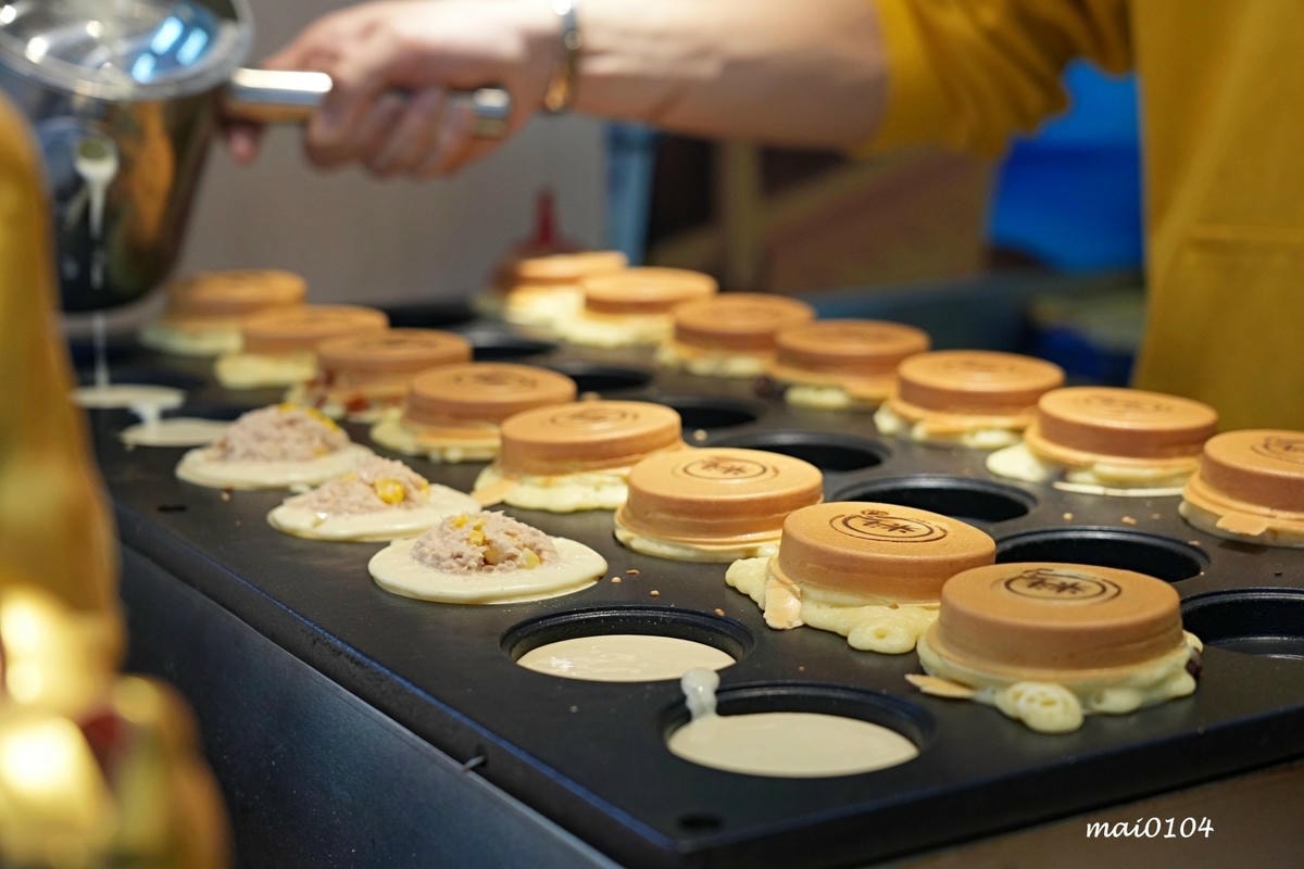 桃園美食|米斗多現做車輪餅~每週推出隱藏版口味,內餡飽滿、真 桃園美食|米斗多現做車輪餅~每週推出隱藏版口味,內餡飽滿、真