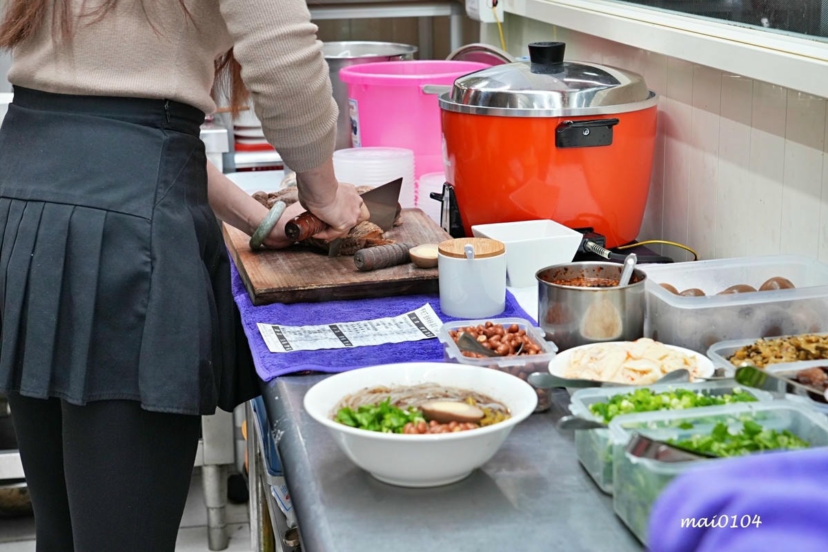台北萬華美食｜甲天下桂林米粉～隱身在西門町巷弄內的酸辣粉、螺