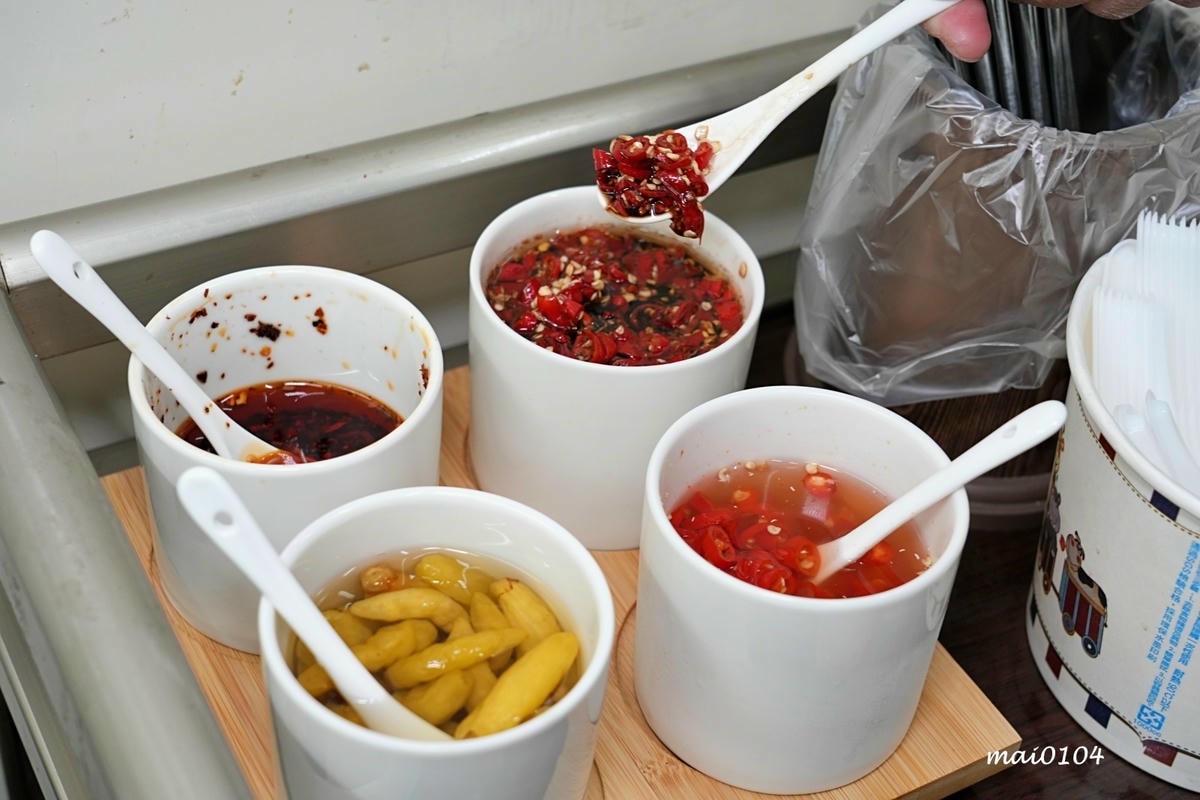 台北萬華美食｜甲天下桂林米粉～隱身在西門町巷弄內的酸辣粉、螺