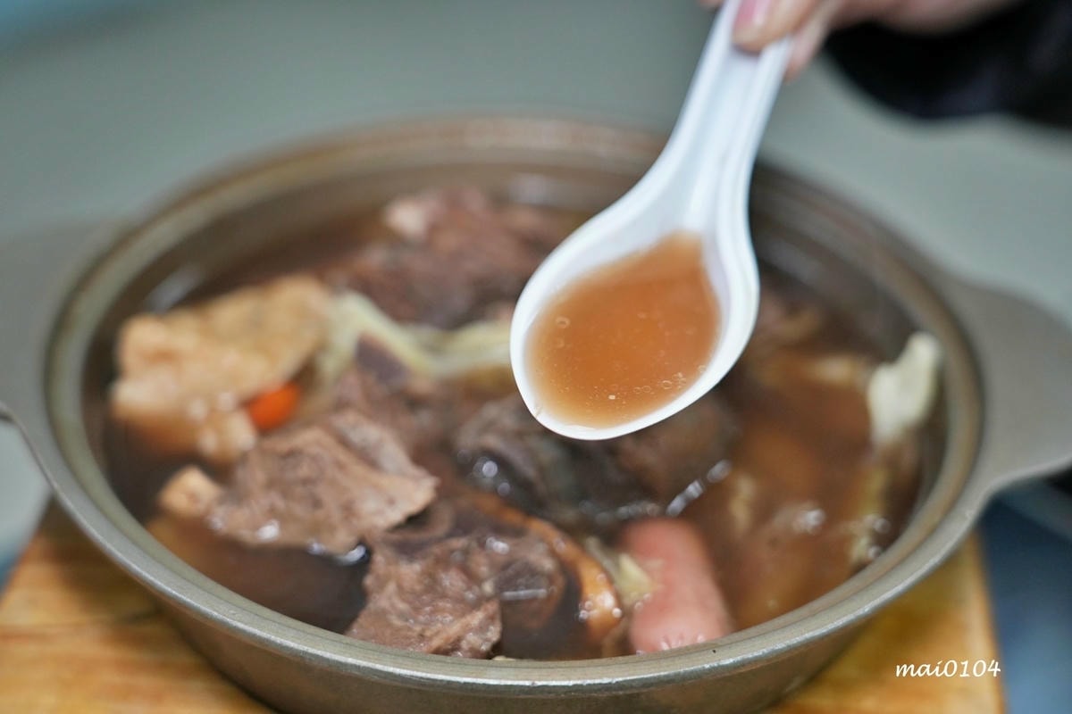 桃園鶯歌美食|桃鶯生炒羊肉~晚上才營業的羊肉料理,獨吞的羊肉 桃園鶯歌美食|桃鶯生炒羊肉~晚上才營業的羊肉料理,獨吞的羊肉