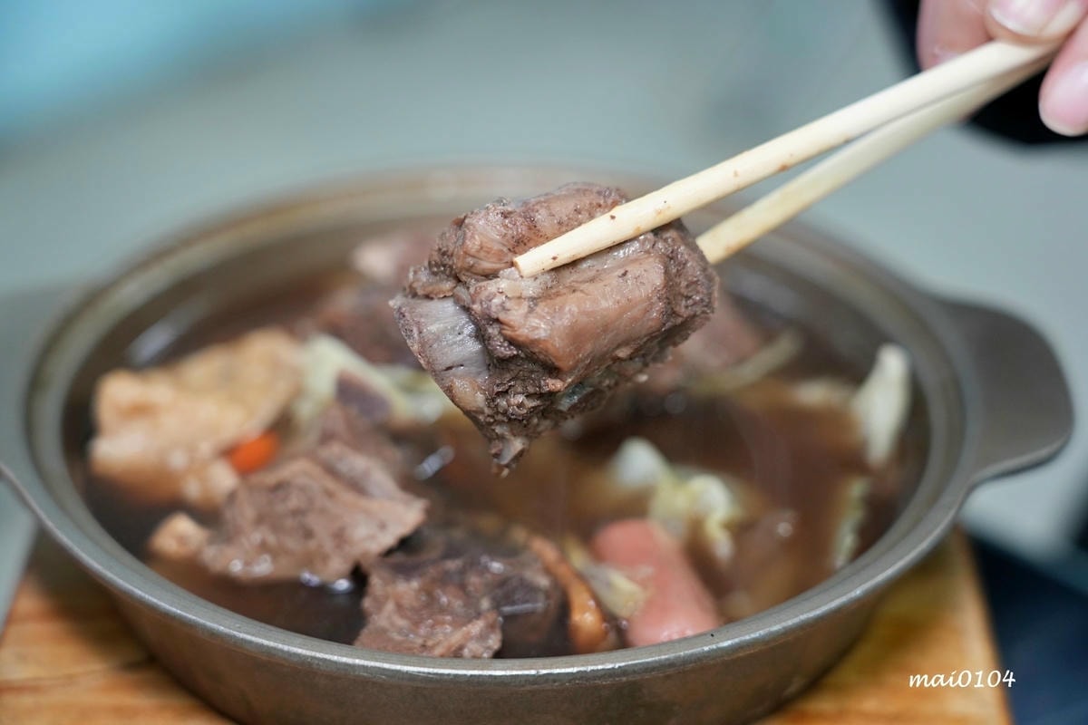 桃園鶯歌美食|桃鶯生炒羊肉~晚上才營業的羊肉料理,獨吞的羊肉 桃園鶯歌美食|桃鶯生炒羊肉~晚上才營業的羊肉料理,獨吞的羊肉