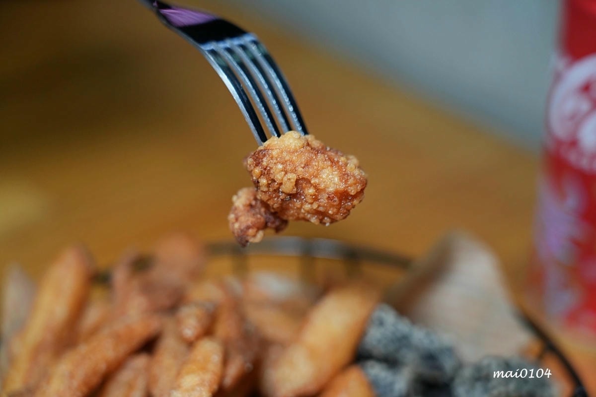 板橋美食｜橙子美式炭烤餐廳～板橋美式炭烤餐廳也是餐酒館，價格