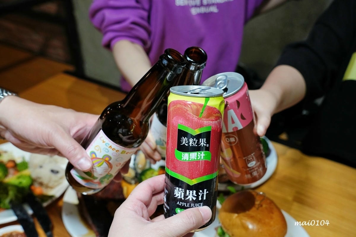 板橋美食｜橙子美式炭烤餐廳～板橋美式炭烤餐廳也是餐酒館，價格