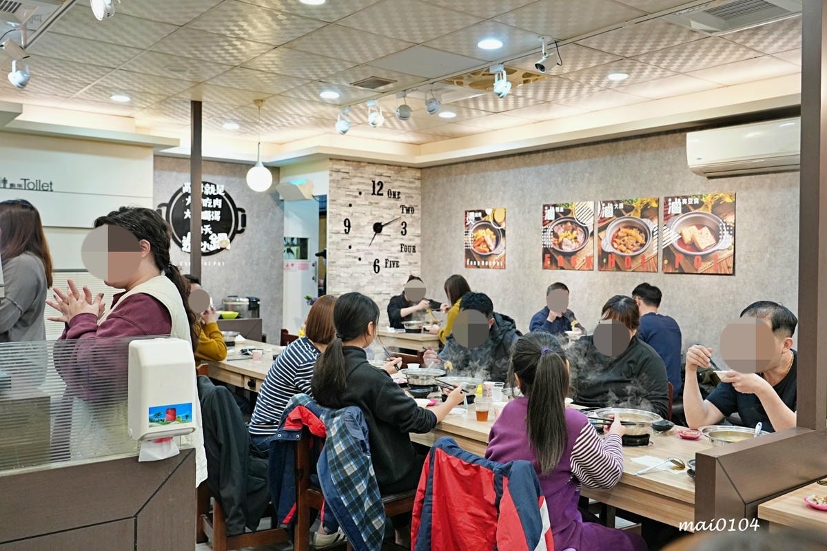 中壢小火鍋推薦|逸小鍋鍋の物~單人獨享鴛鴦鍋、素食鍋物、自助 中壢小火鍋推薦|逸小鍋鍋の物~單人獨享鴛鴦鍋、素食鍋物、自助