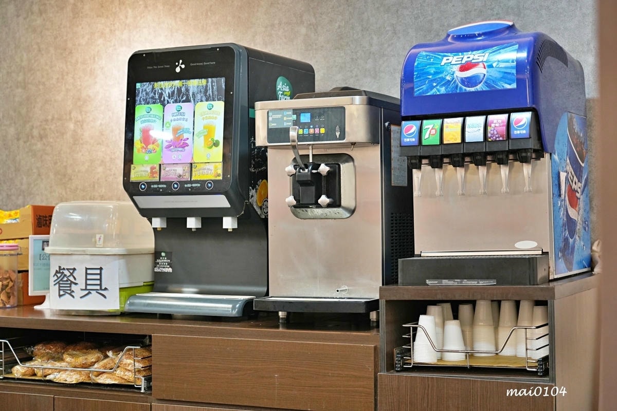 中壢小火鍋推薦|逸小鍋鍋の物~單人獨享鴛鴦鍋、素食鍋物、自助 中壢小火鍋推薦|逸小鍋鍋の物~單人獨享鴛鴦鍋、素食鍋物、自助