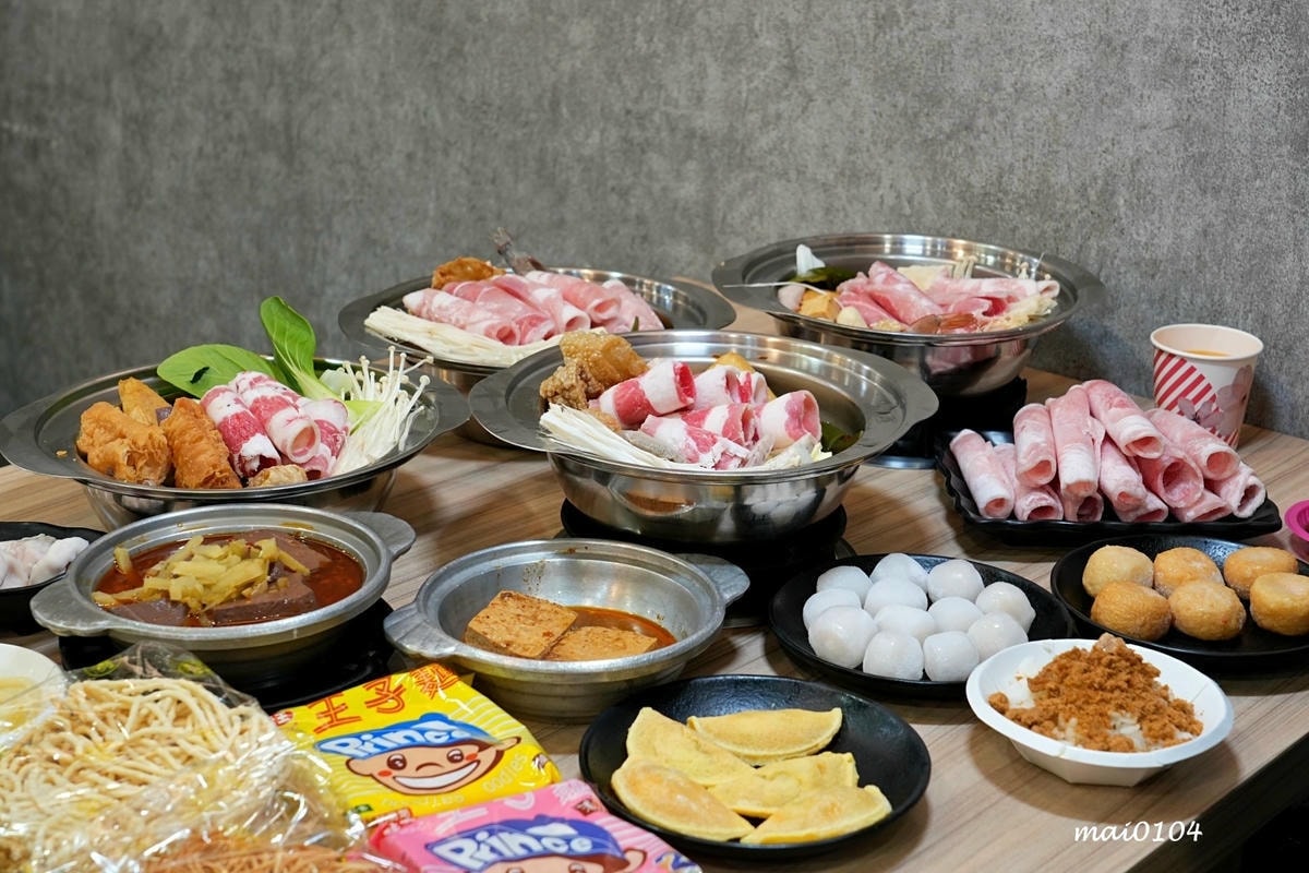 中壢小火鍋推薦|逸小鍋鍋の物~單人獨享鴛鴦鍋、素食鍋物、自助 中壢小火鍋推薦|逸小鍋鍋の物~單人獨享鴛鴦鍋、素食鍋物、自助