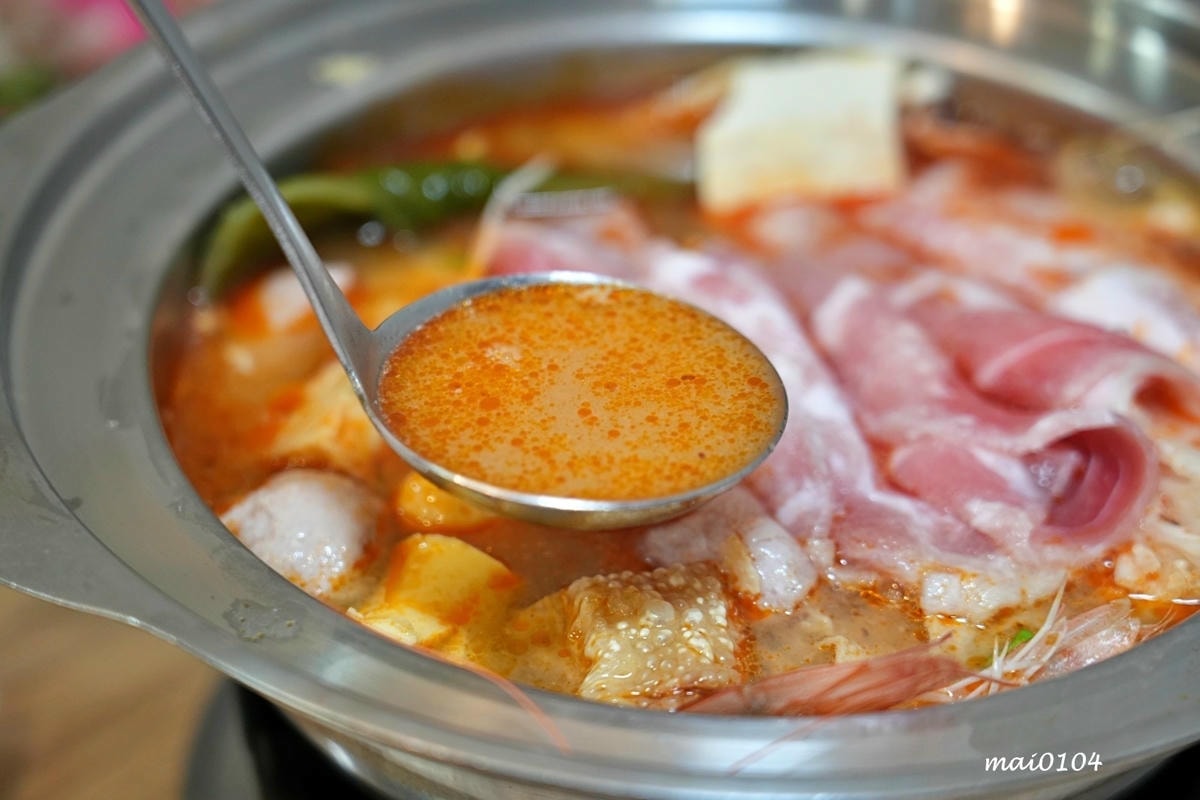 中壢小火鍋推薦|逸小鍋鍋の物~單人獨享鴛鴦鍋、素食鍋物、自助 中壢小火鍋推薦|逸小鍋鍋の物~單人獨享鴛鴦鍋、素食鍋物、自助