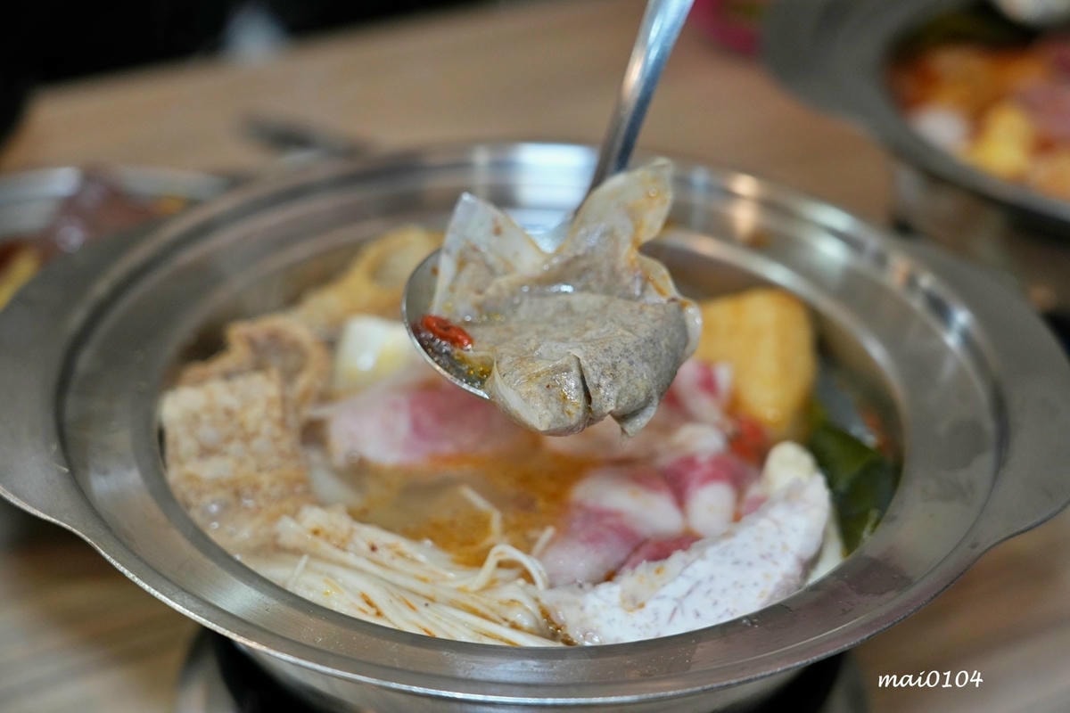 中壢小火鍋推薦|逸小鍋鍋の物~單人獨享鴛鴦鍋、素食鍋物、自助 中壢小火鍋推薦|逸小鍋鍋の物~單人獨享鴛鴦鍋、素食鍋物、自助