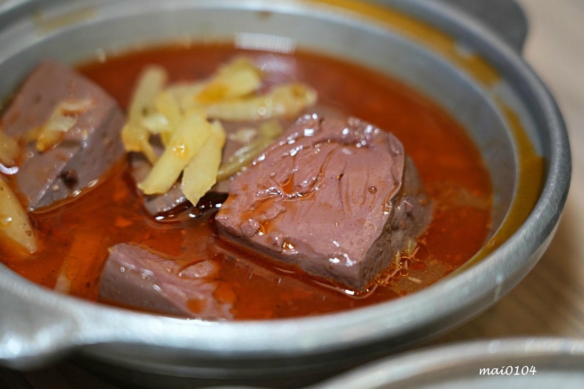 中壢小火鍋推薦|逸小鍋鍋の物~單人獨享鴛鴦鍋、素食鍋物、自助 中壢小火鍋推薦|逸小鍋鍋の物~單人獨享鴛鴦鍋、素食鍋物、自助