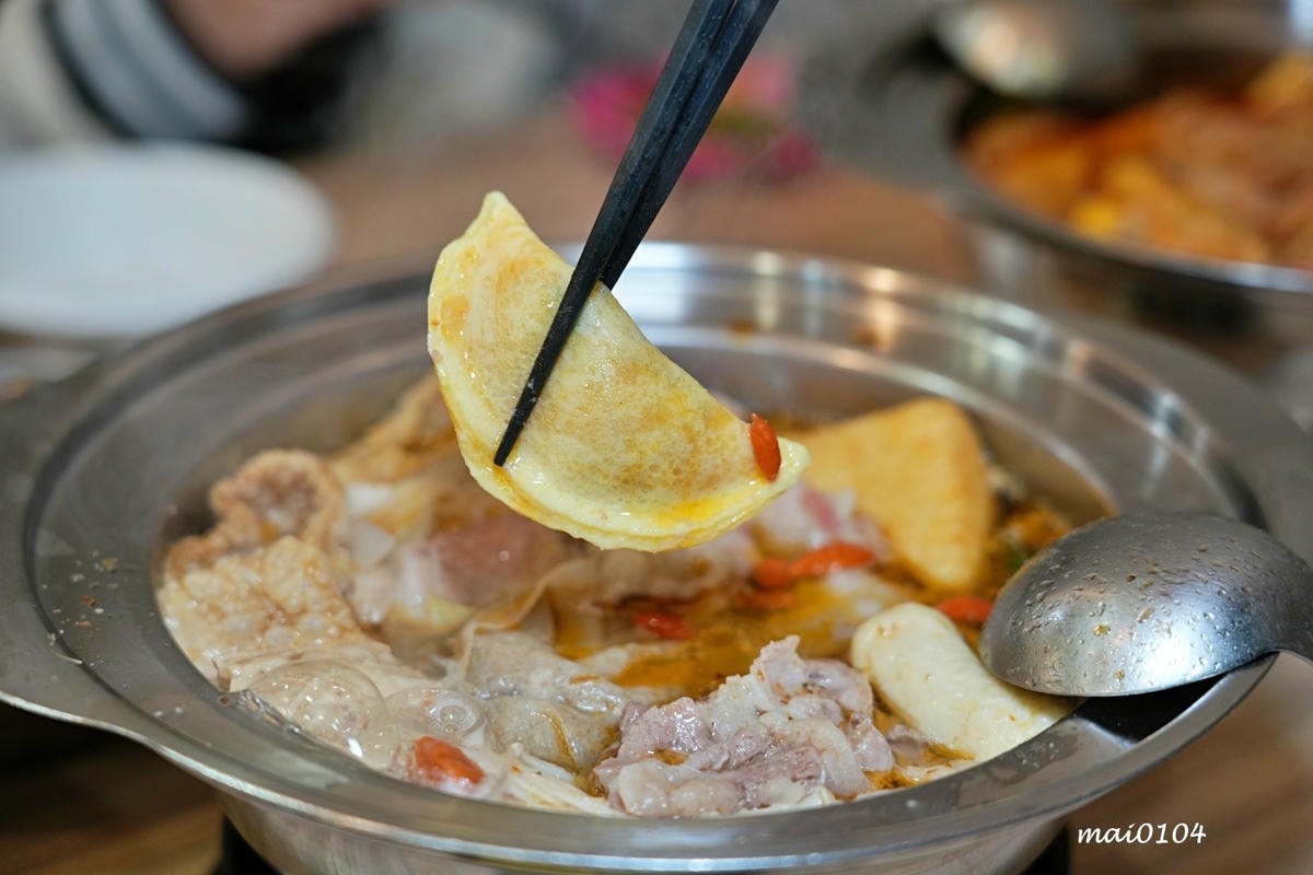 中壢小火鍋推薦|逸小鍋鍋の物~單人獨享鴛鴦鍋、素食鍋物、自助 中壢小火鍋推薦|逸小鍋鍋の物~單人獨享鴛鴦鍋、素食鍋物、自助