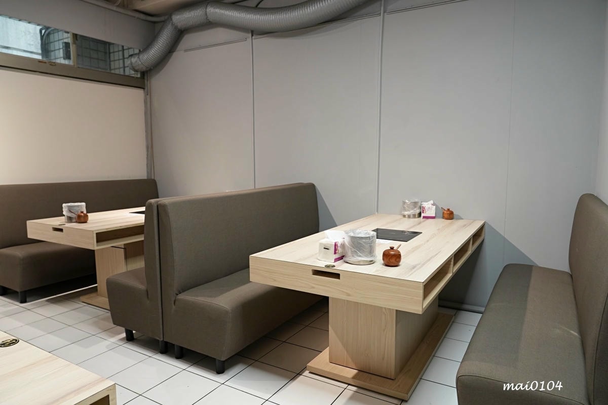 台北松山美食|蘇記滴兜雞胡椒豬肚雞Taipei ~超濃郁大骨 台北松山美食|蘇記滴兜雞胡椒豬肚雞Taipei ~超濃郁大骨