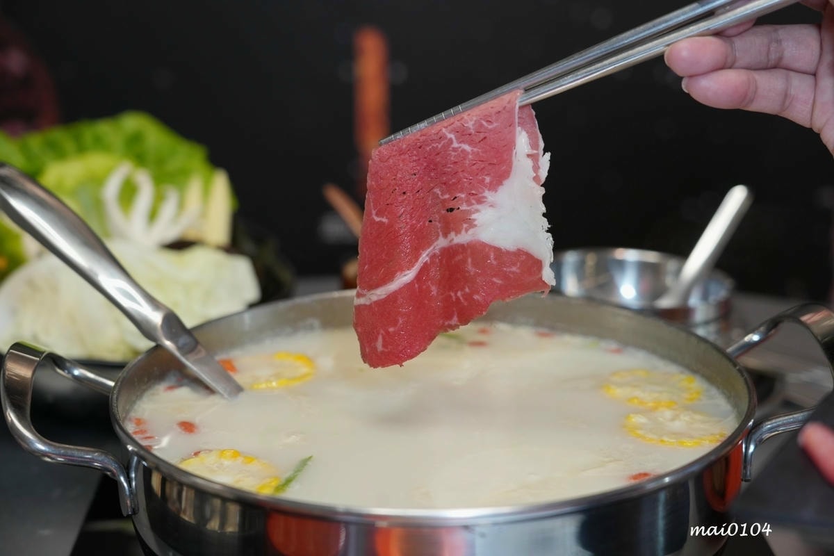 台北松山美食|蘇記滴兜雞胡椒豬肚雞Taipei ~超濃郁大骨 台北松山美食|蘇記滴兜雞胡椒豬肚雞Taipei ~超濃郁大骨