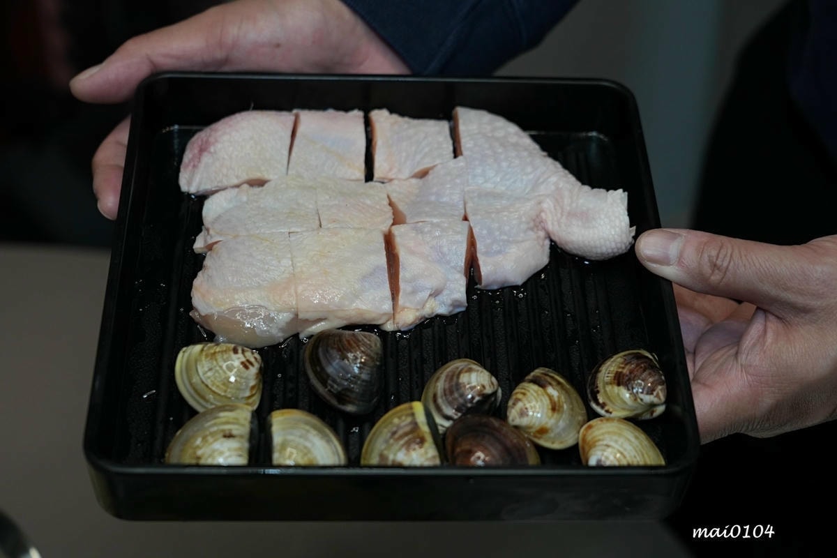 台北松山美食|蘇記滴兜雞胡椒豬肚雞Taipei ~超濃郁大骨 台北松山美食|蘇記滴兜雞胡椒豬肚雞Taipei ~超濃郁大骨