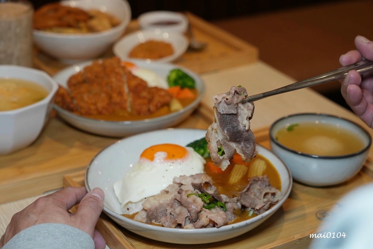 竹北美食推薦|真咖郎~結合各國咖哩的濃郁風味,只要120元起 竹北美食推薦|真咖郎~結合各國咖哩的濃郁風味,只要120元起