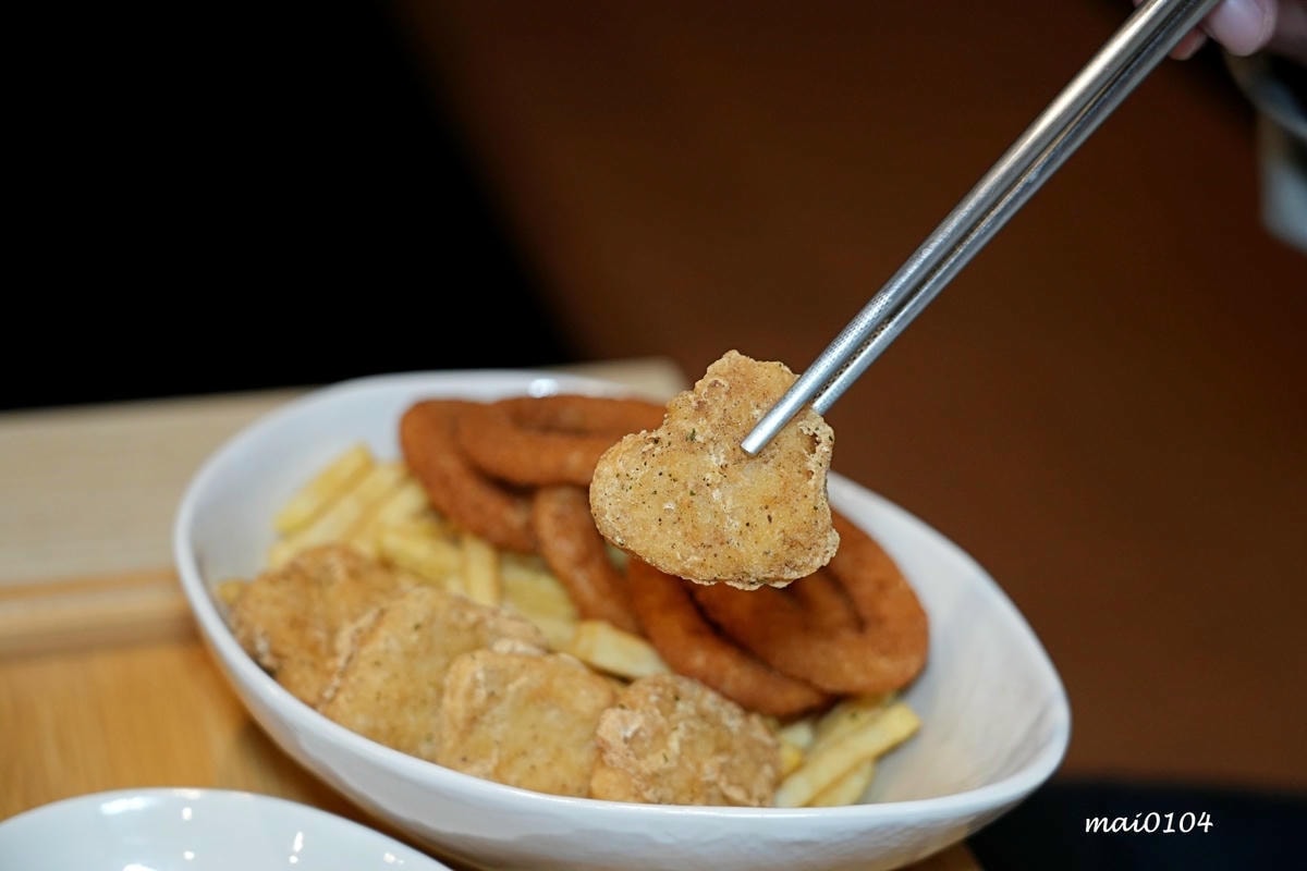 竹北美食推薦|真咖郎~結合各國咖哩的濃郁風味,只要120元起 竹北美食推薦|真咖郎~結合各國咖哩的濃郁風味,只要120元起